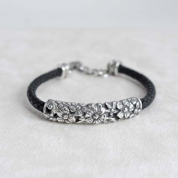 Brighton Jewelry - Brighton Black Leather Bar Flower Bracelet Braided Band Retired Vintage 7-8"